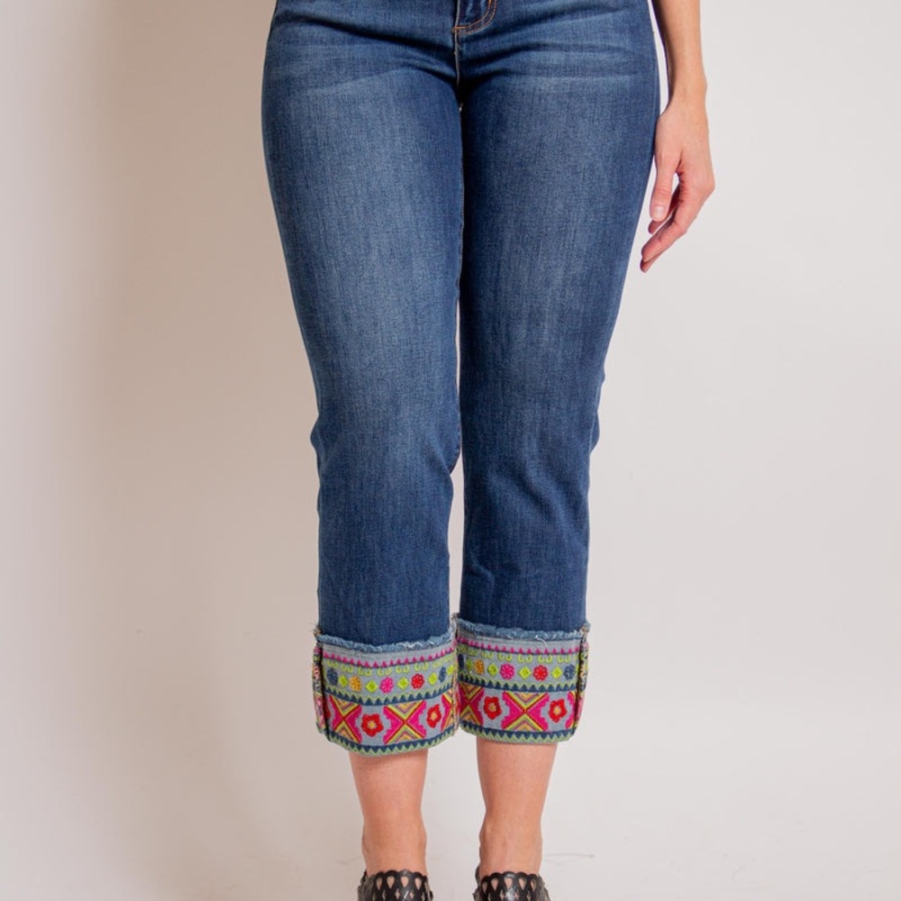 John Mark Plus Size 20W Boho Embroidered Accent Cuff Cropped Denim Jeans NWT - Picture 2 of 7